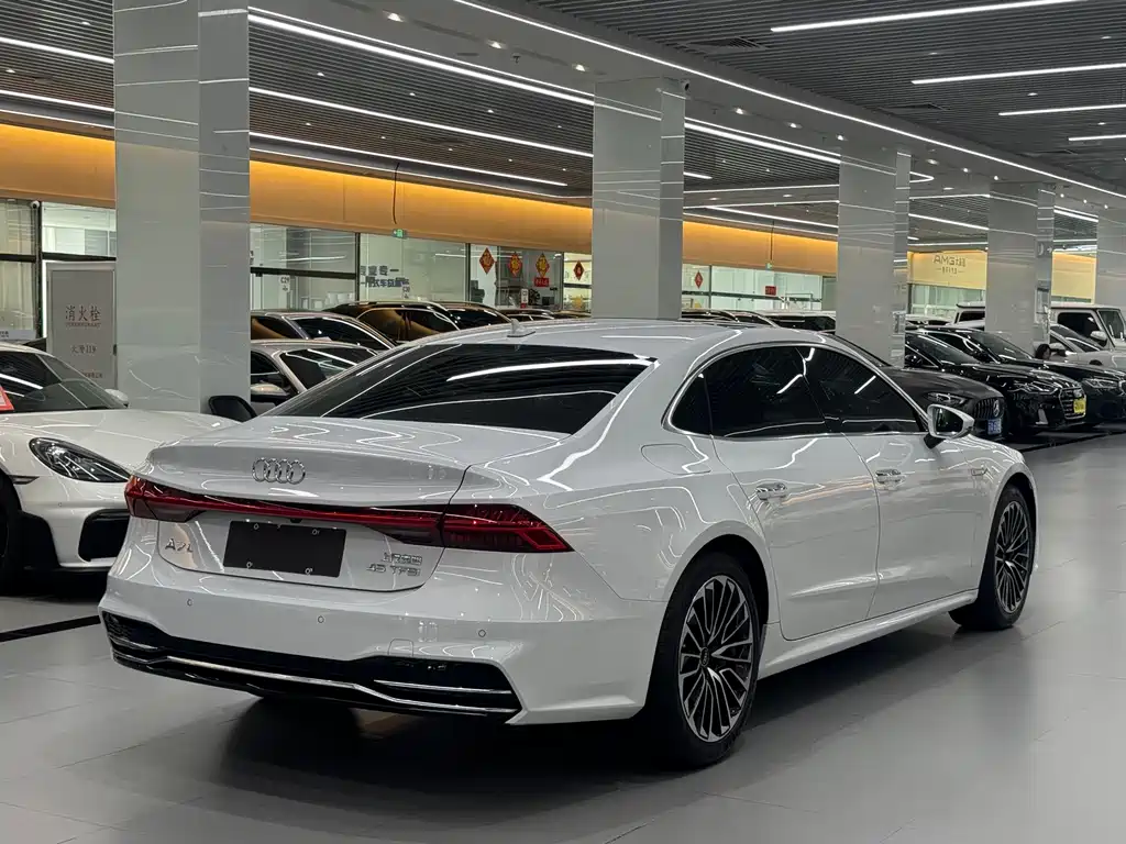 Audi A7L 2025 — фото 4