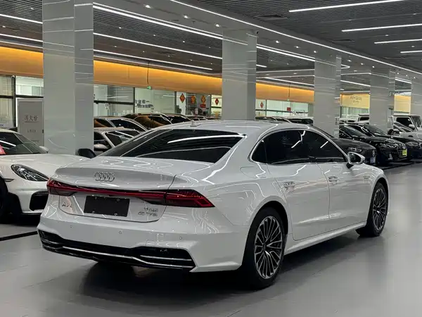 Audi A7L 2025