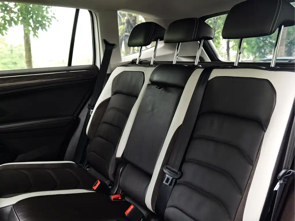 Volkswagen Tiguan L 2018 — фото 13