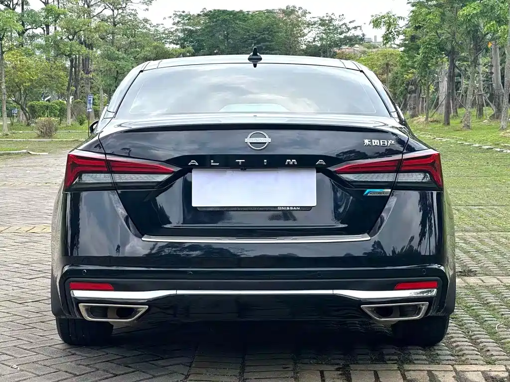 Nissan Teana 2023 — фото 9