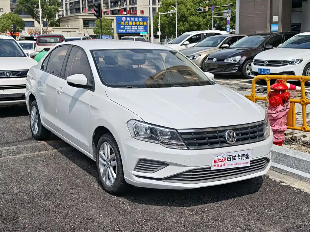 Volkswagen Jetta 2019 — фото 6