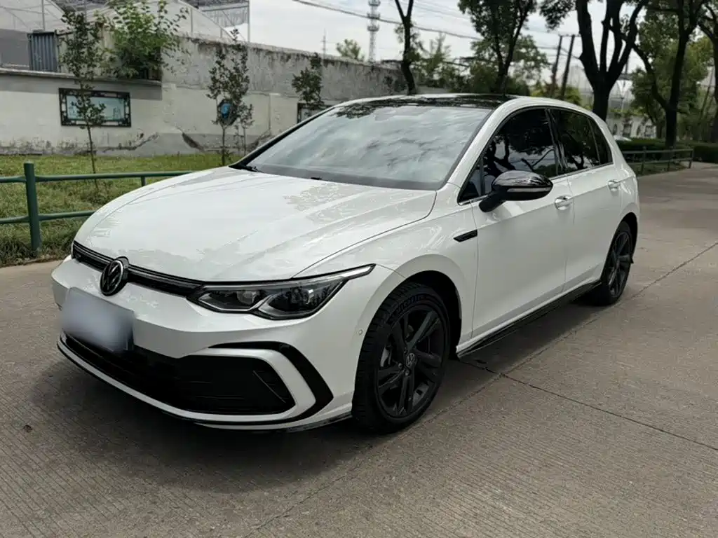 Volkswagen Golf 2022