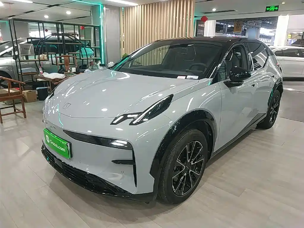 Zeekr X 2024