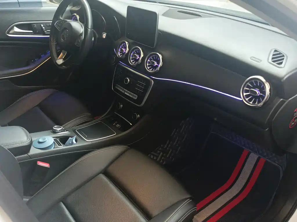 Mercedes-Benz GLA 2018 — фото 10