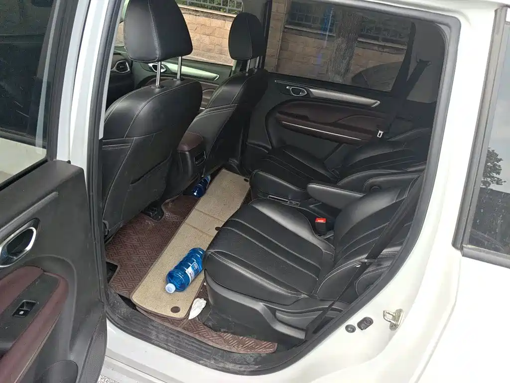 GAC Trumpchi M6 2023 — фото 13