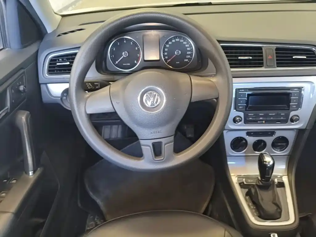Volkswagen Gran Lavida 2015