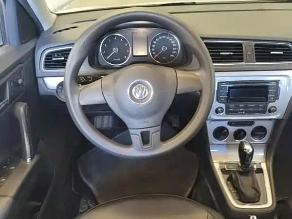 Volkswagen Gran Lavida 2015