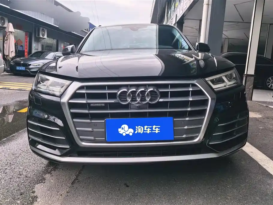 Audi Q5L 2021 — фото 2