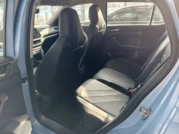 Volkswagen Tharu 2025