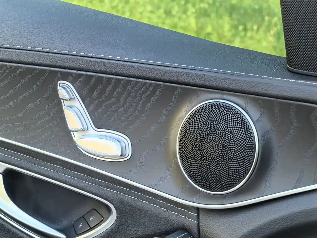 Mercedes-Benz C-Class 2016 — фото 19
