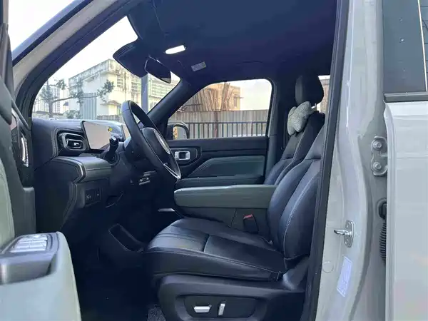 Baojun Yep Plus 2025
