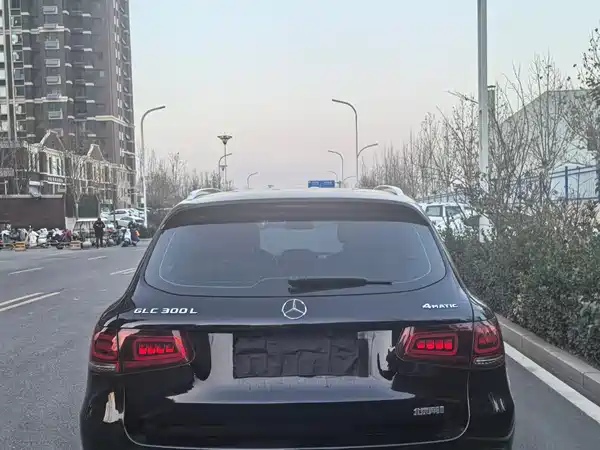 Mercedes-Benz GLC 2021