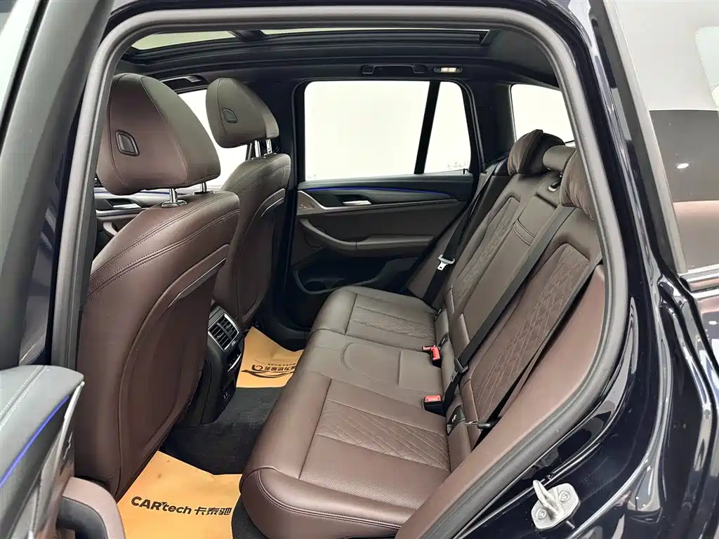 BMW X3 2022 — фото 9