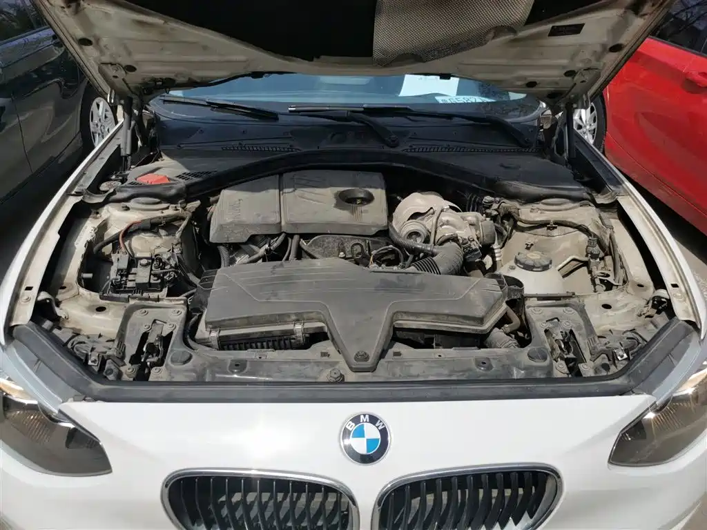 BMW 1 Series 2014 — фото 16
