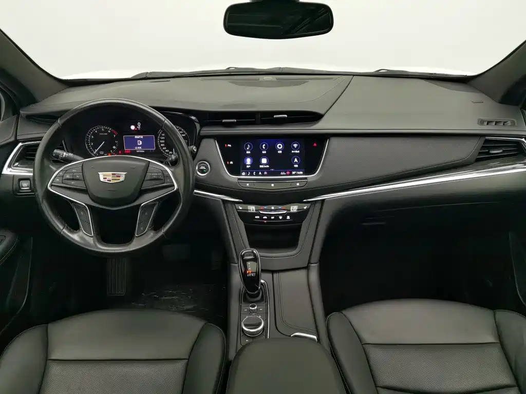 Cadillac XT5 2020 — фото 5