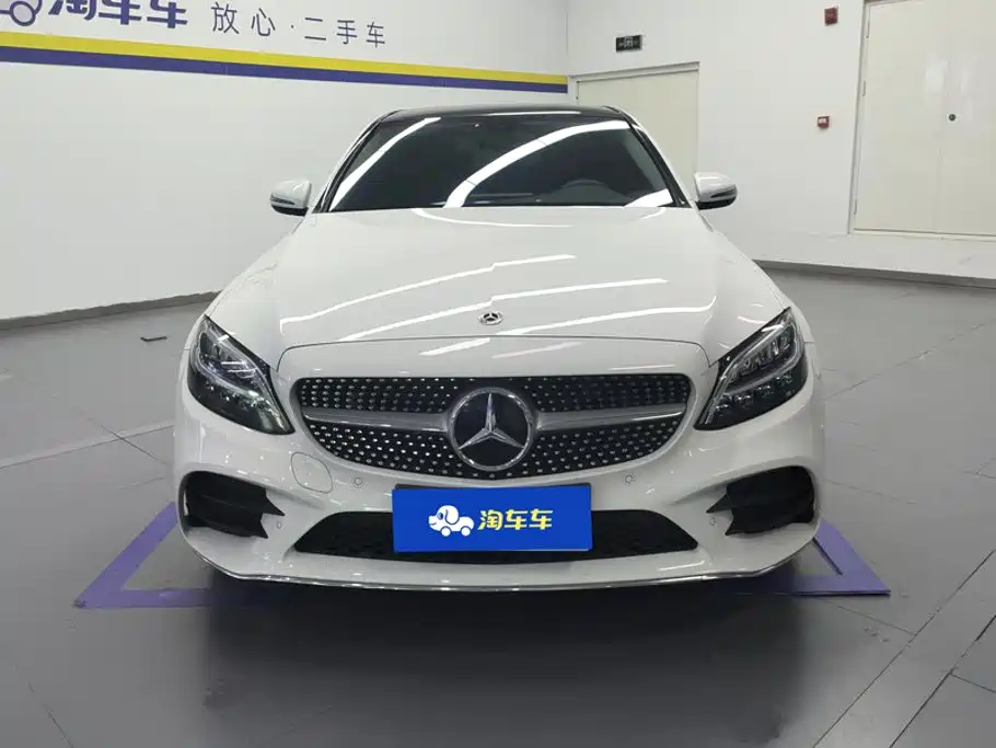 Mercedes-Benz C-Class 2021