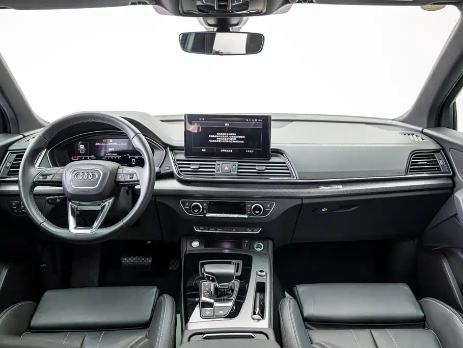 Audi Q5L 2023 — фото 6