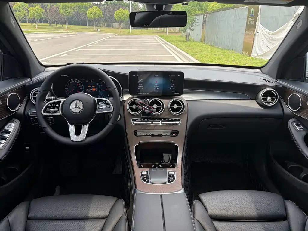 Mercedes-Benz GLC 2022 — фото 16