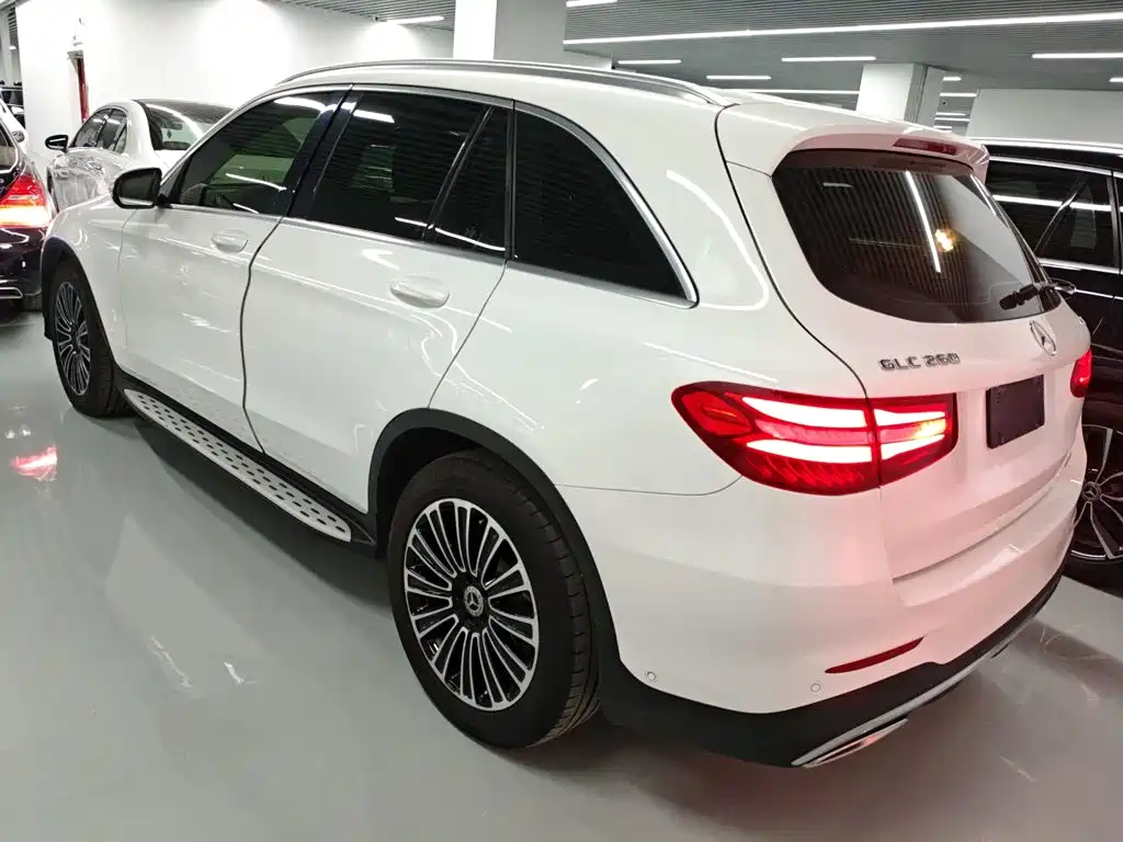 Mercedes-Benz GLC 2018 — фото 21