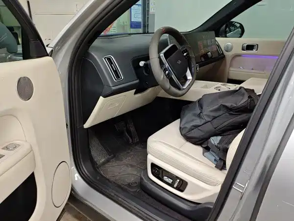 Li Auto L8 2023