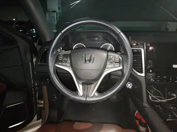 Honda UR-V 2018