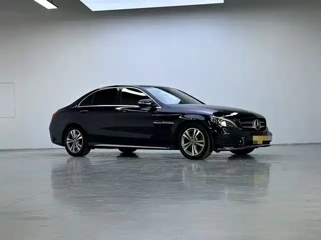 Mercedes-Benz C-Class 2018 — фото 3