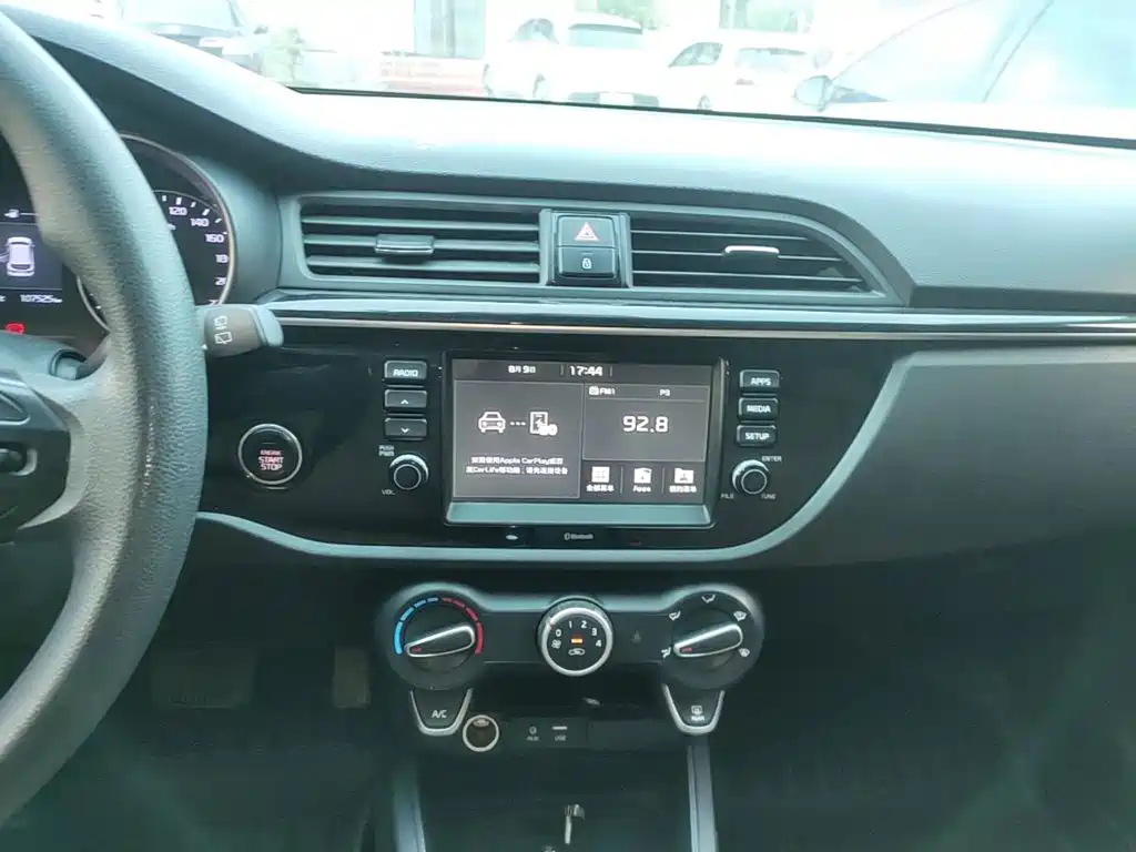 Kia KX CROSS 2018 — фото 13