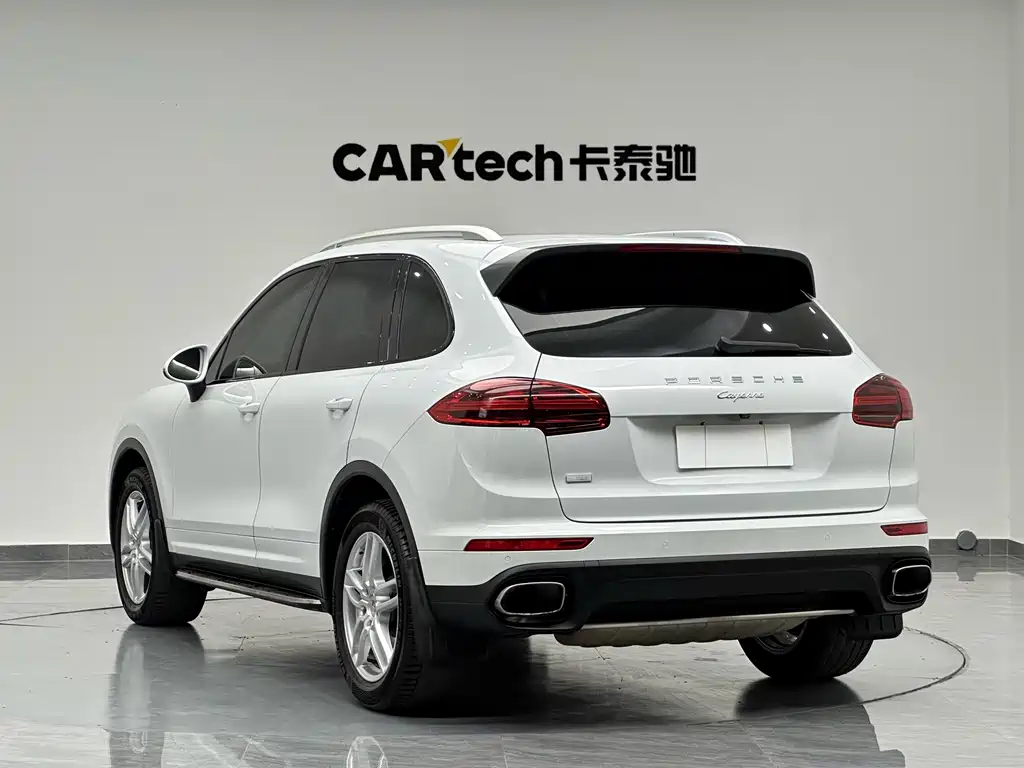 Porsche Cayenne 2016 — фото 6