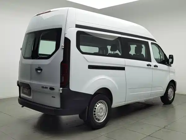 Ford Transit 2024