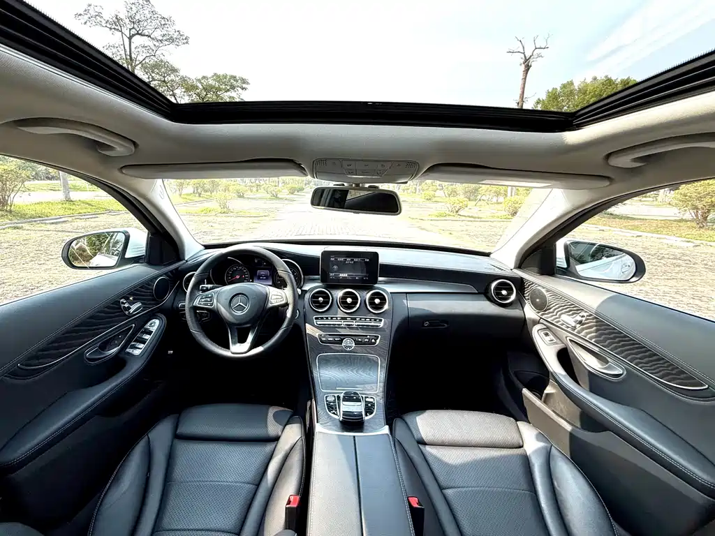 Mercedes-Benz C-Class 2017 — фото 11