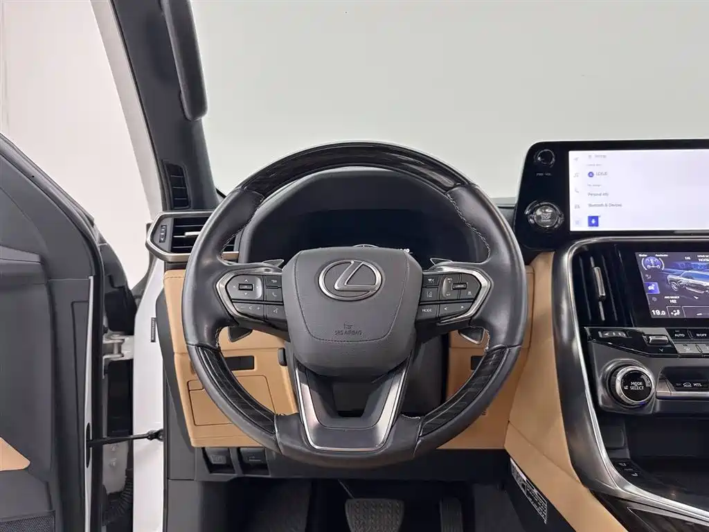 Lexus LX 2023 — фото 15