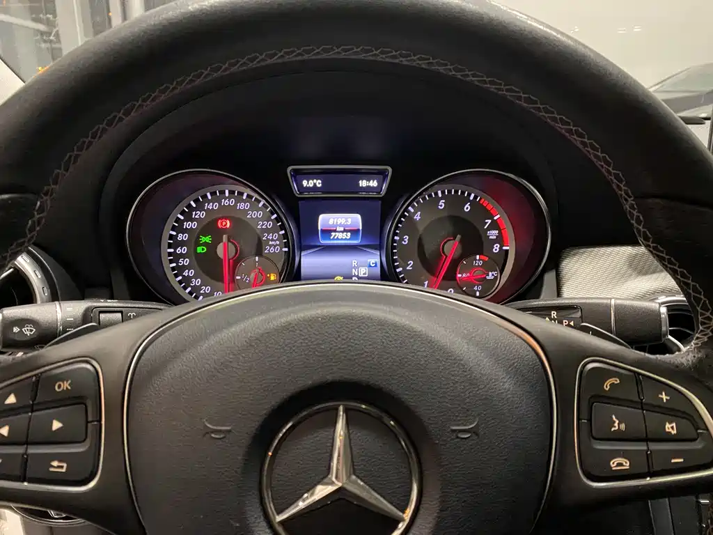 Mercedes-Benz GLA 2016
