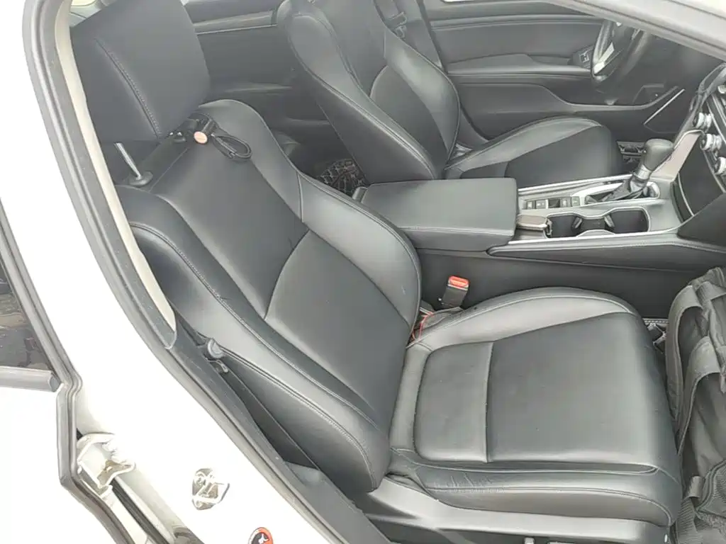 Honda Accord 2020 — фото 25