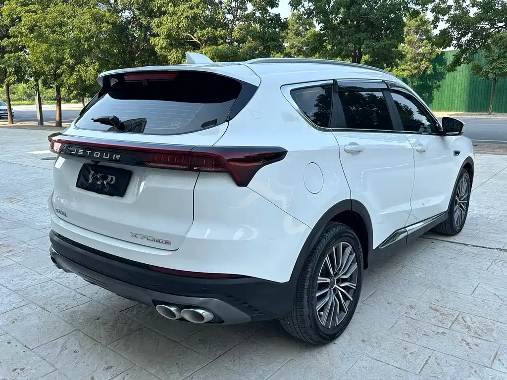 Jetour X70 PLUS 2024 — фото 11