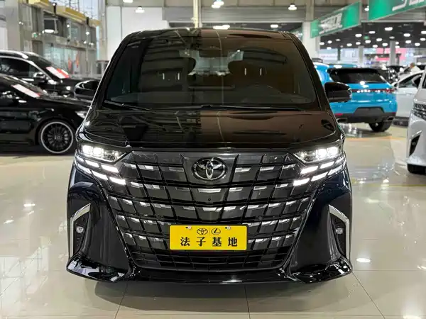 Toyota Alphard 2024