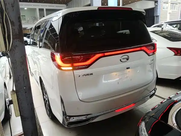 GAC Trumpchi M8 2021