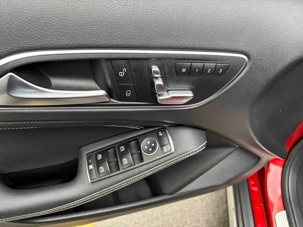 Mercedes-Benz GLA 2019 — фото 14