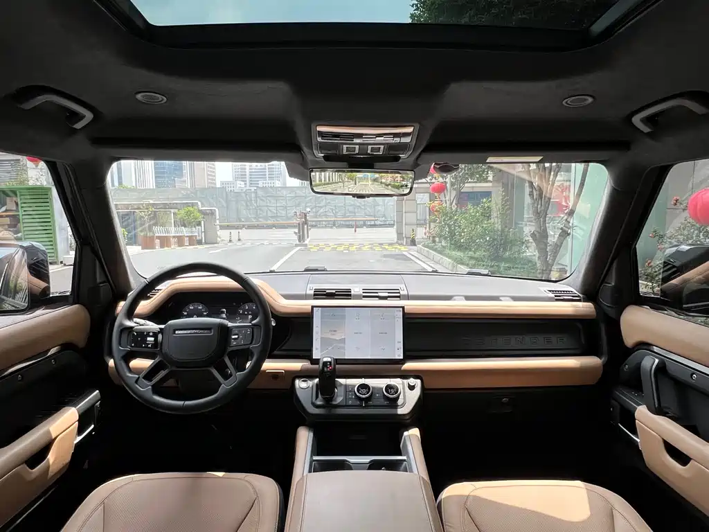 Land Rover Defender 2024 — фото 4