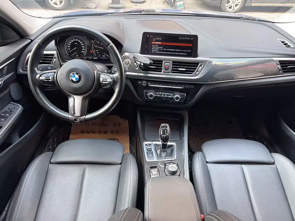 BMW 1 Series 2020 — фото 10