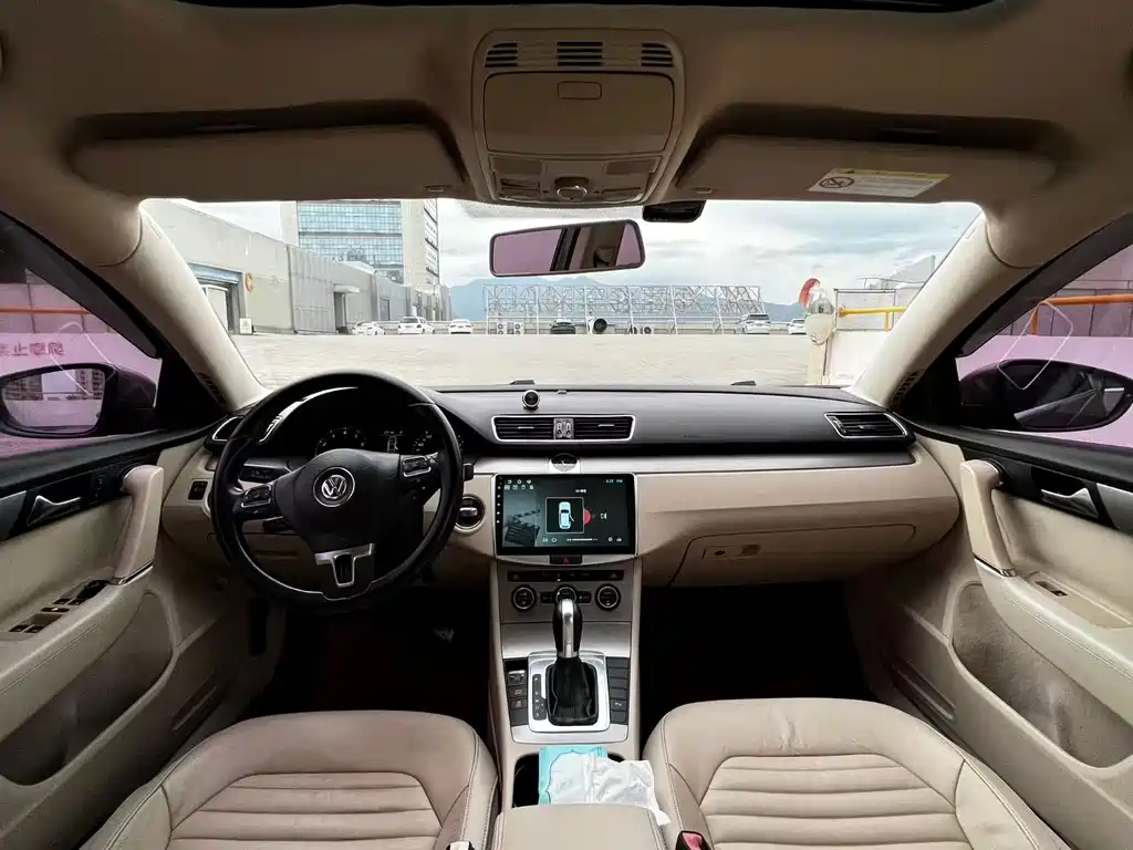 Volkswagen Magotan 2014