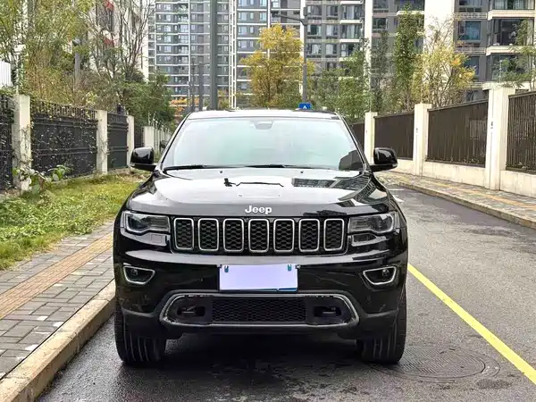 Jeep Grand Cherokee 2020