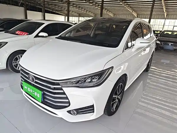 BYD Song MAX 2017