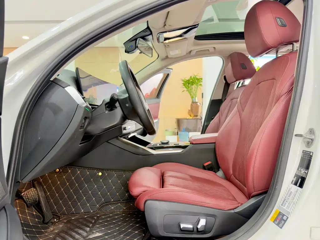 BMW i3 2023 — фото 10
