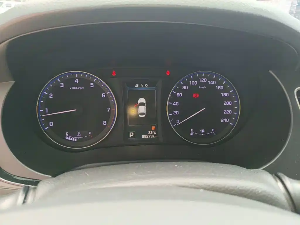 Hyundai Mistra 2014 — фото 12