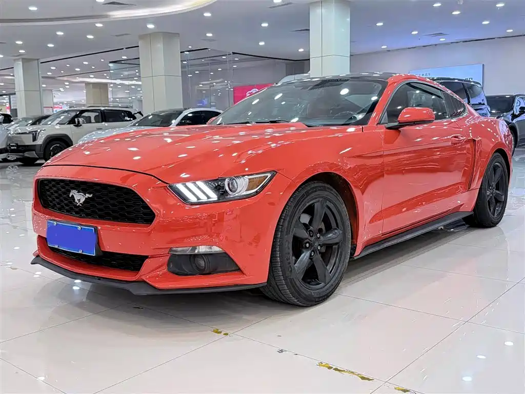 Ford Mustang 2016 — фото 1