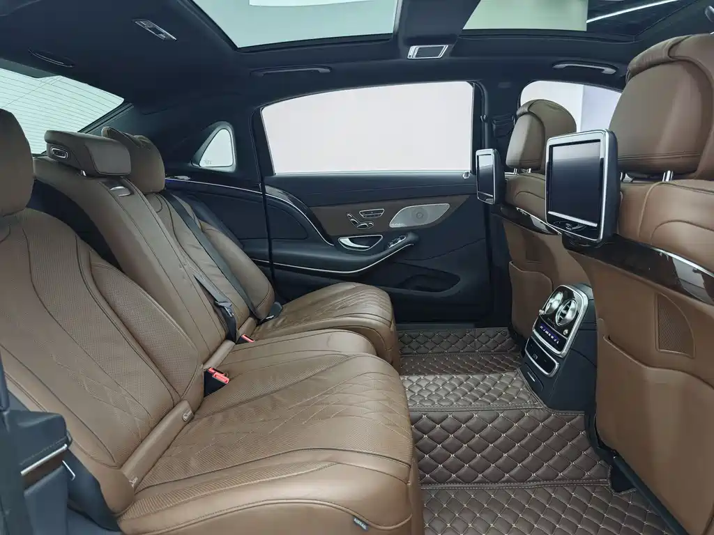 Mercedes-Benz Maybach S-Class 2017 — фото 18