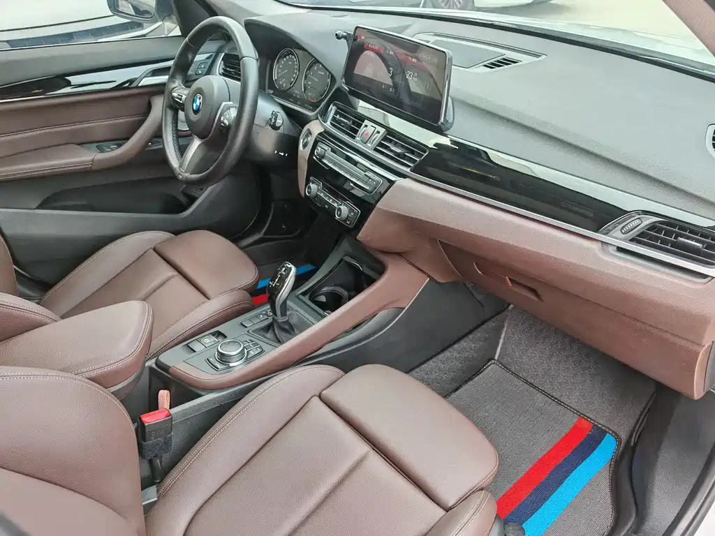 BMW X1 2022 — фото 22
