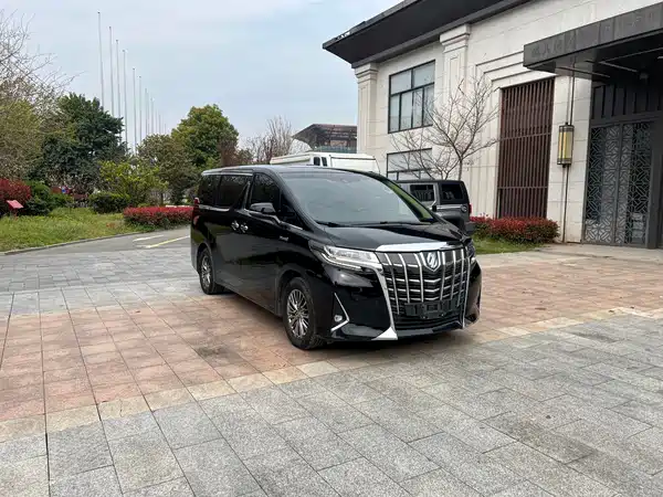 Toyota Alphard 2019