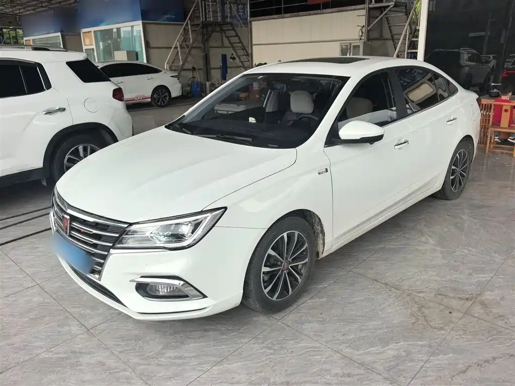 Roewe i5 2020 — фото 1