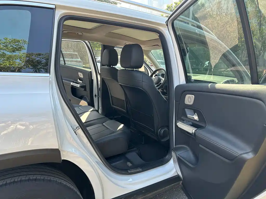 Mercedes-Benz GLB 2020 — фото 12